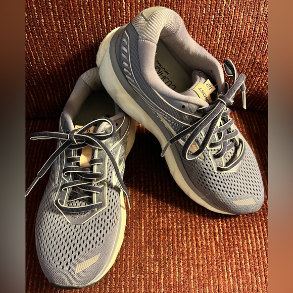 Brooks Ghost 12 - Picture 1 of 6